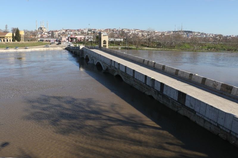 Tunca Nehri yeniden ‘sarı alarm’ seviyesine ulaştı
