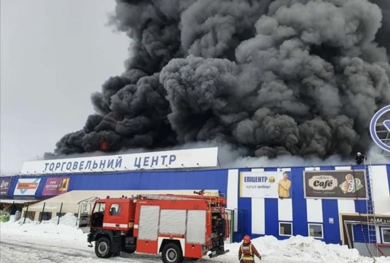Ukrayna’nın en büyük toptancı mağazasında yangın
