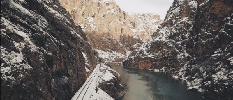 Erzincan’daki masalsı kanyonlar turizmcileri cezbediyor
