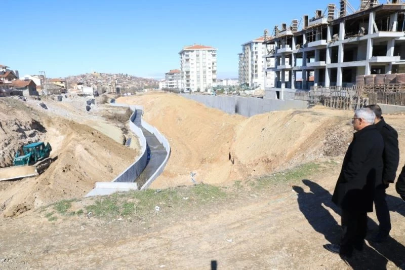 Derme Deresi’nde çevre düzenlemesi başladı
