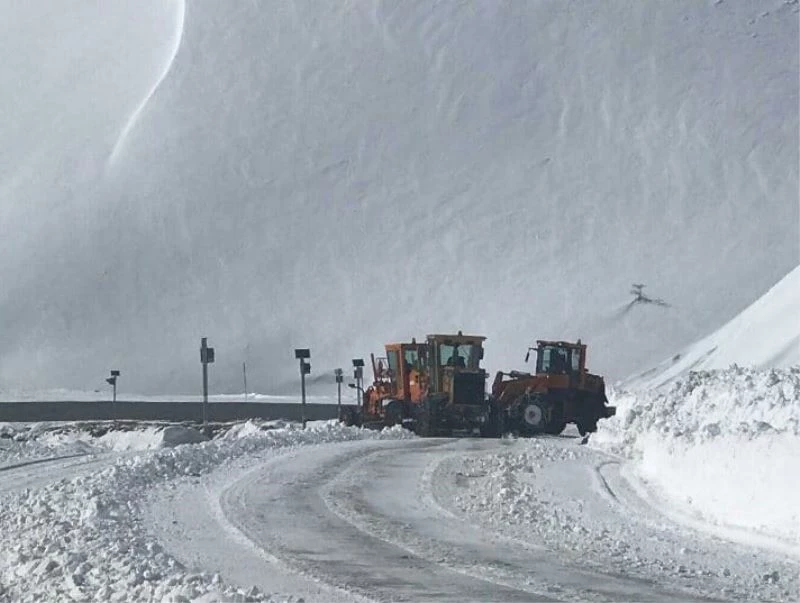 Eğribel Geçidi için 24 saat mesaideler
