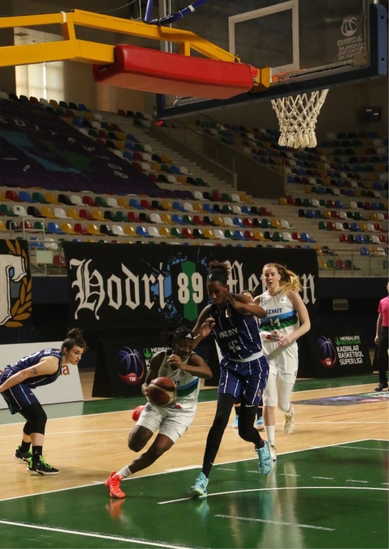 Kadınlar Basketbol Süper Ligi: İzmit Belediyespor: 96 - Hatay BŞB: 97
