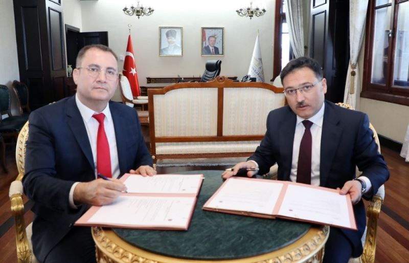 İzmir Yüksek Teknoloji Enstitüsü ile Afyonkarahisar Valiliği arasında protokol imzalandı
