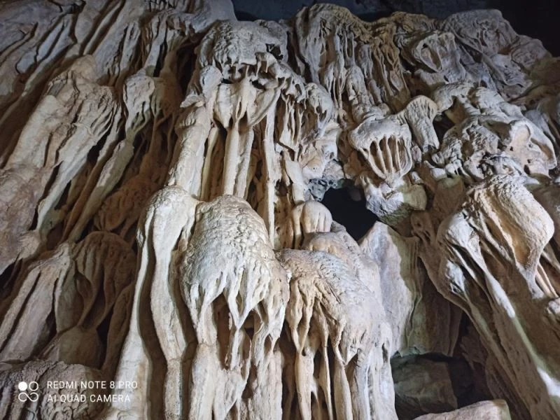 Çocukluğunda hikayesini dinlediği mağaranın keşfini yaptı
