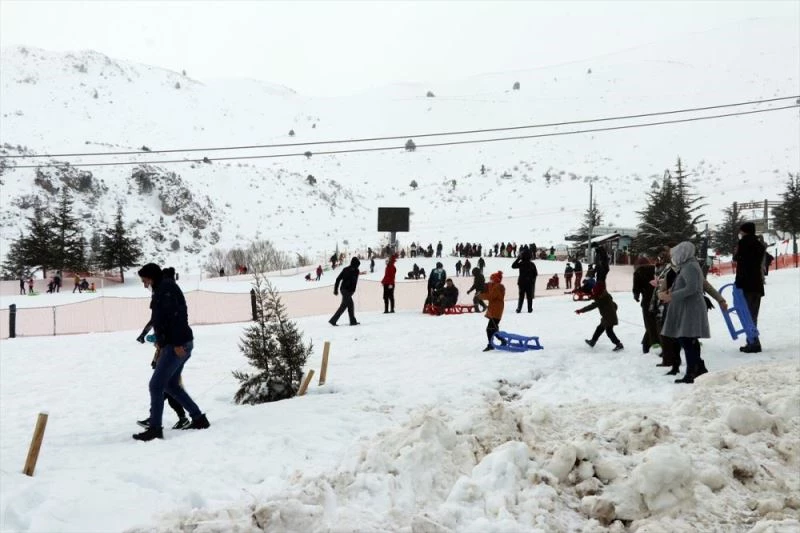 Kış turizminin yükselen değeri Davraz konuklarını bekliyor