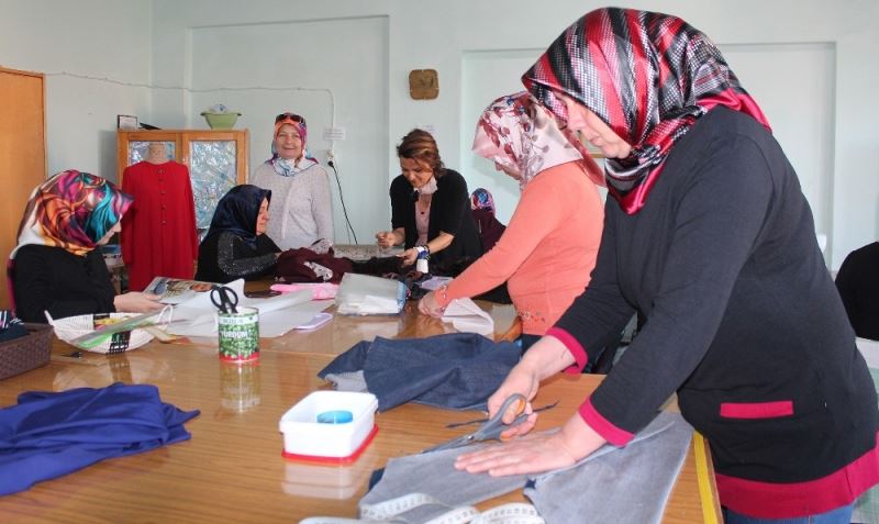 Alaşehir’in 87 mahallesinde halk eğitim kursları açılacak
