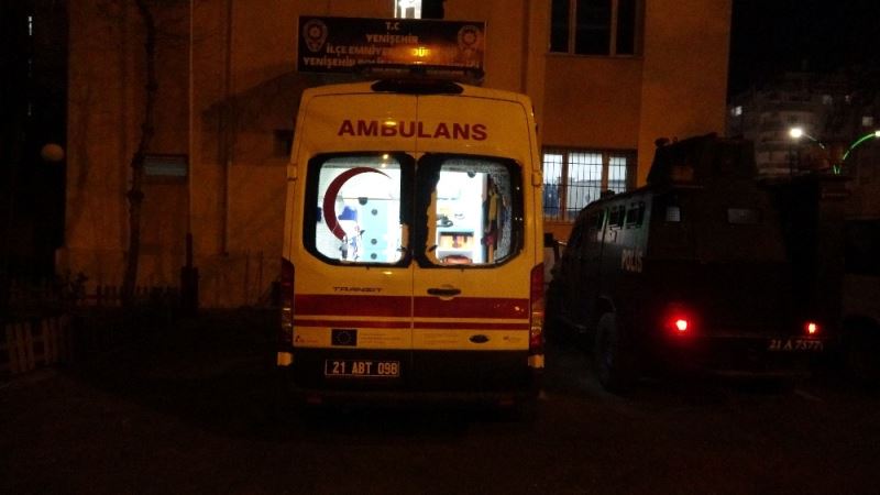 Diyarbakır’da ambulansa saldırı
