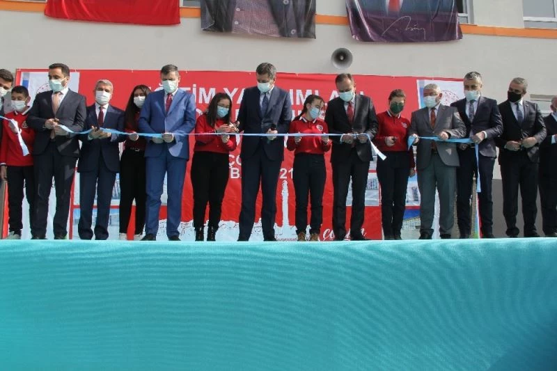 Milli Eğitim Bakanı Selçuk: “Çocuklarımızın eğitimden geri kalmaması için ne gerekiyorsa yapıyoruz”
