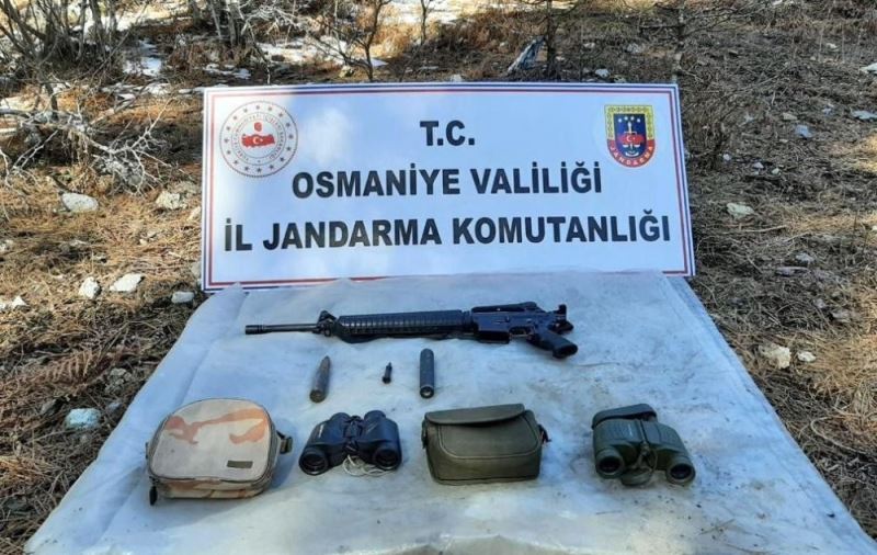 PKK’ya ait sığınakta mühimmat ve yaşam malzemesi ele geçirildi
