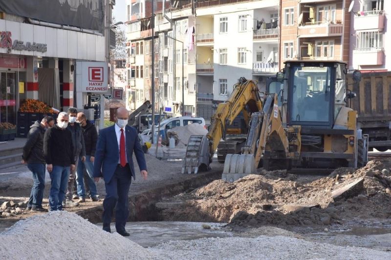 Niksar Belediye Başkanı Özcan; “Yüzyıllık bu asrın projesini Niksar’a kazandırmış olacağız”
