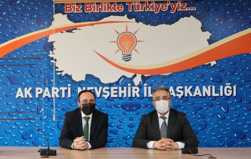 Başkan Savran, AK Parti İl Başkanı Kemikkıran’a hayırlı olsun ziyaretinde bulundu
