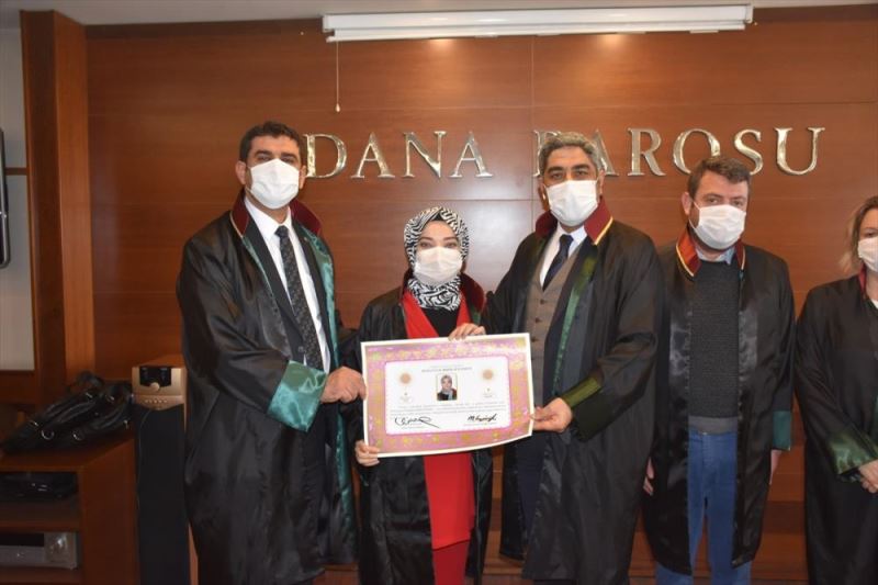 Adana Barosunda stajını tamamlayan 6 yeni avukat mesleğe başladı