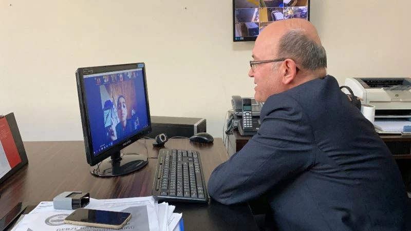 İlçe sağlık müdürü, ilkokul öğrencilerinin sorularını cevapladı
