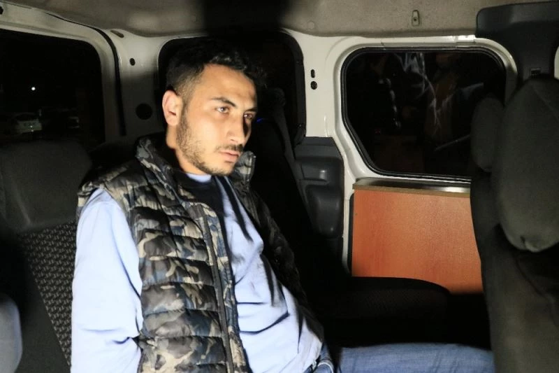 Motosikletli kişiye vurup kaçan otomobil sürücüsü yakalanınca,