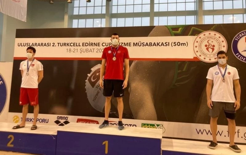 Milli yüzücülere Edirne’de başarılı karne
