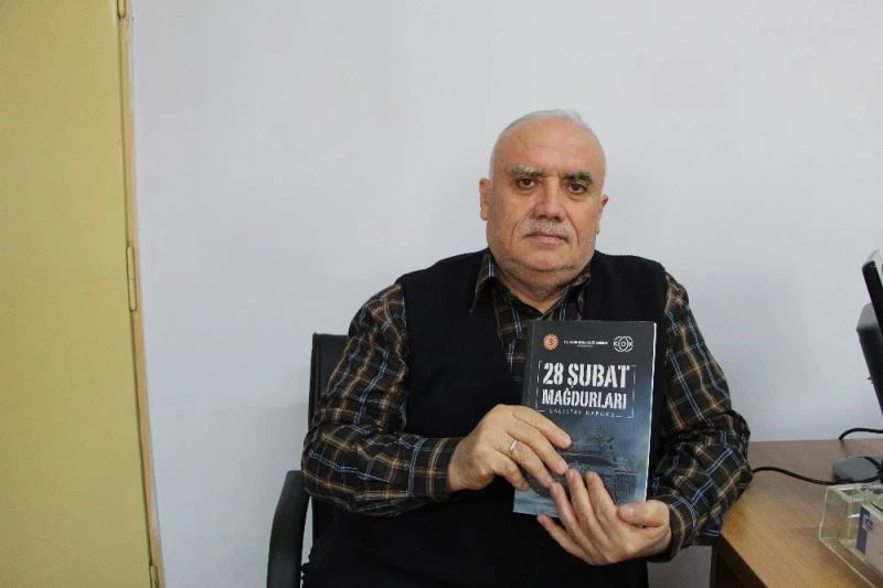 Tütün tarlasından kazandığı parayla girdiği mesleğinden, namaz kıldığı için ihraç edildi
