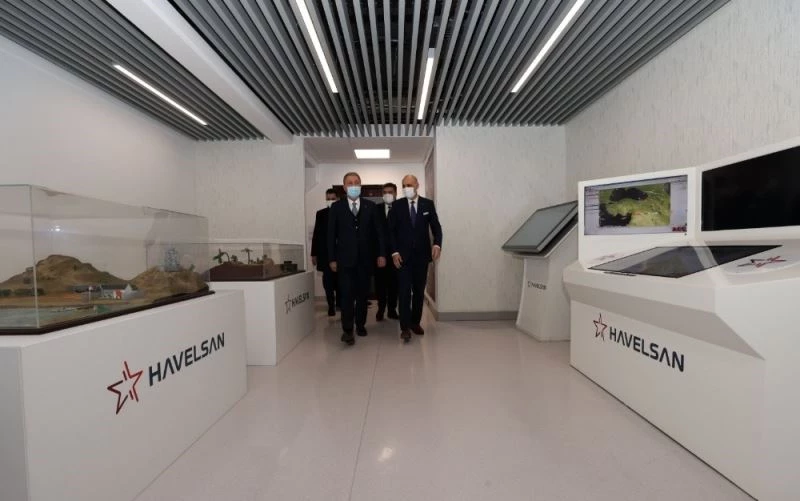 Bakan Akar ve TSK komuta kademesi Havelsan’da incelemelerde bulundu
