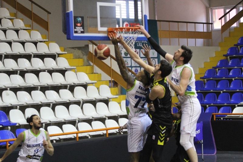 Türkiye Basketbol Ligi: Balıkesir Büyükşehir Belediyespor: 85 - İstanbul Basket: 79
