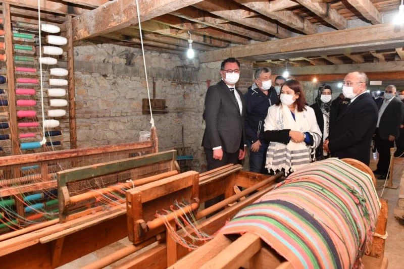 Vali Ali Fuat Atik, Tavas’ta incelemelerde bulundu
