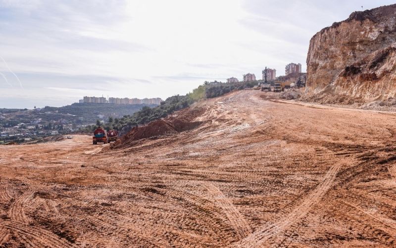 Kepez’in doğusundan şehir hastanesine yol
