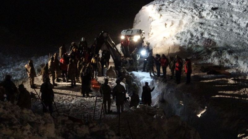 Van-Bahçesaray karayolundaki çığ felaketinin 1. yıldönümü
