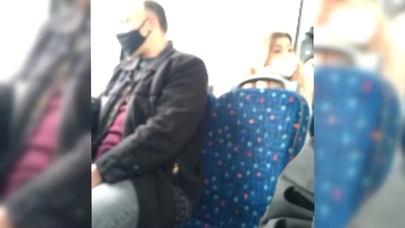 O kadın bu kez yolcularla tartıştı
