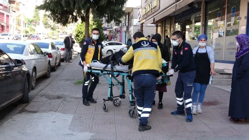 Kalbinde sıkışma olduğunu söyleyen genç kız bayıldı
