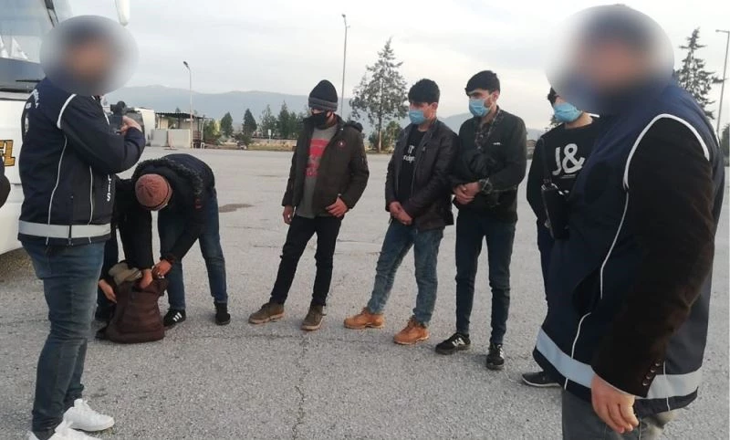 OSMANİYE’DE 6 AFGAN MÜLTECİ YAKALANDI