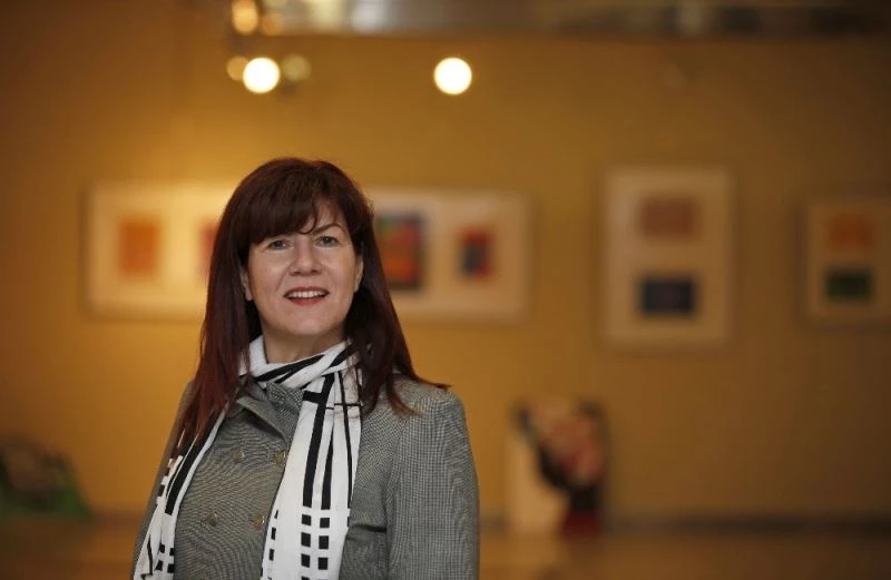 Önce sanal sonra gerçeği açılsın
