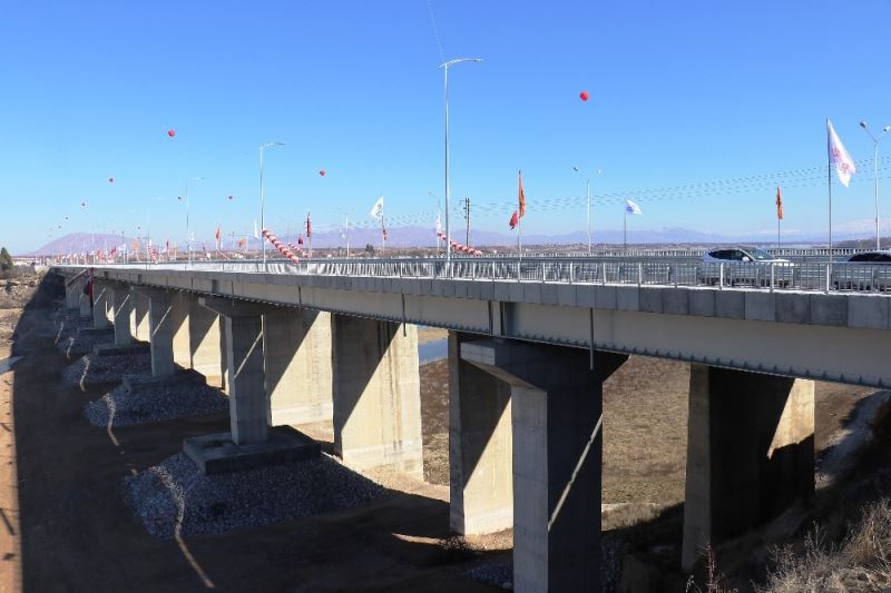 Yeni Tohma köprüsü Cumhurbaşkanı Erdoğan’ın da katılımı ile hizmete açıldı
