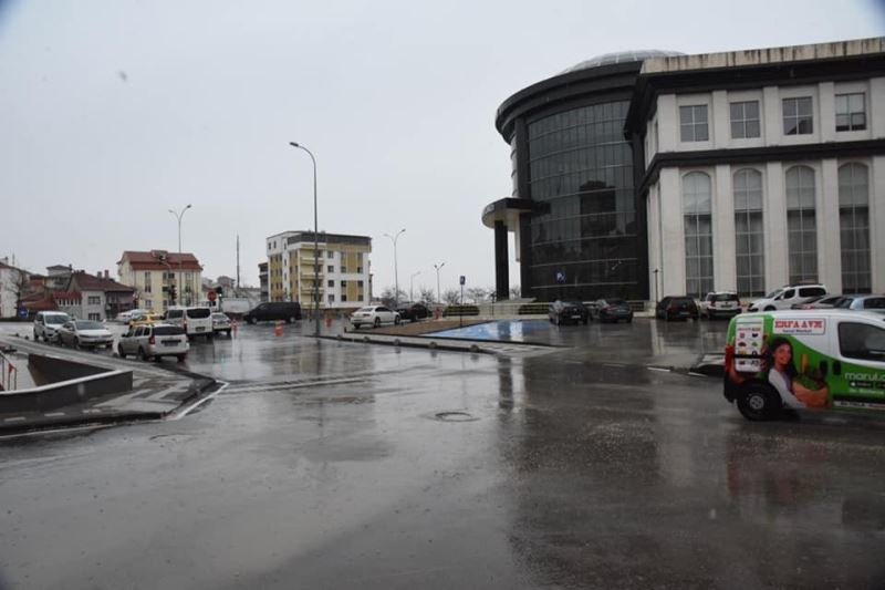 Başkan Şahin, “Yağmur suyu hattı çalışmaları sonucu artık sorun yaşanmıyor