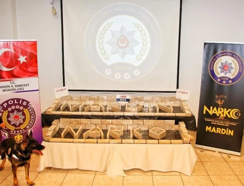 (Düzeltme) Mardin’de tırın soğutucu bölümüne gizlenmiş vaziyette 112 kilogram eroin ele geçirildi
