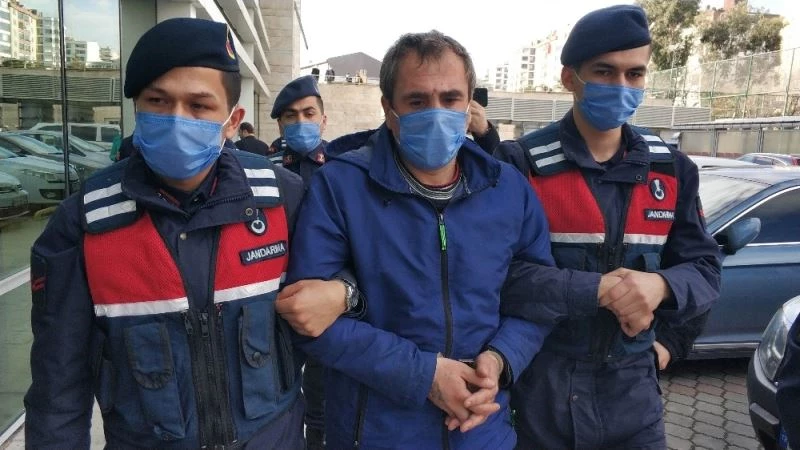 Ağabeyini öldürüp pişman olunca kalp masajı yapan şahıs adliyeye sevk edildi
