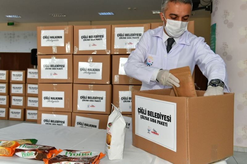 Çiğli Belediyesinden çölyak ve fenilketonüri hastalarına glütensiz gıda desteği
