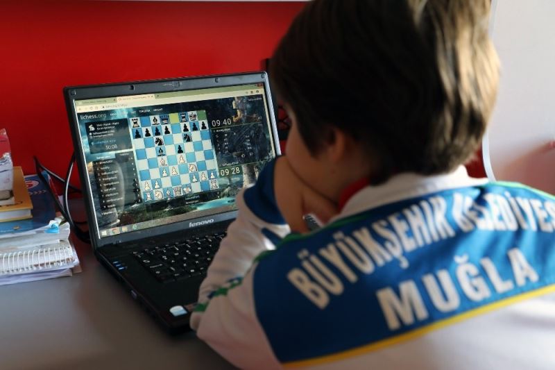 7. Online Lichess Satranç Turnuvası’na 4 bin 314 kişi katıldı
