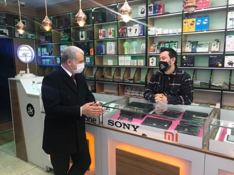 CHP Erzincan İl Teşkilatı esnafın sıkıntılarına ortak oldu
