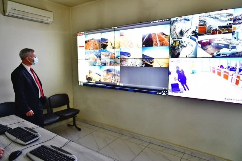 Yeşilyurt Belediyesi güvenlik izleme merkezi, 502 noktayı aynı anda takip ediyor
