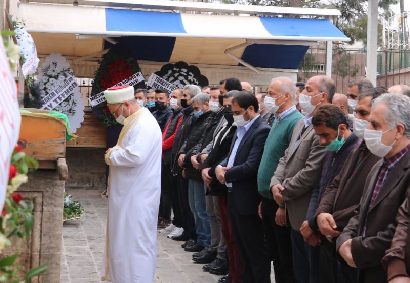 MHK Başkanı Tatlı’nın annesi son yolculuğa uğurlandı
