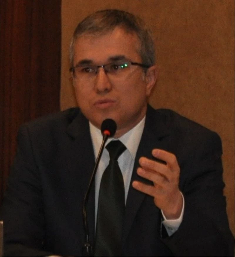 Nefroloji Uzmanı Prof. Dr. Dede: “Basit tetkiklerle böbrek sağlığı konusunda kolayca bilgi sahibi olunabilir”
