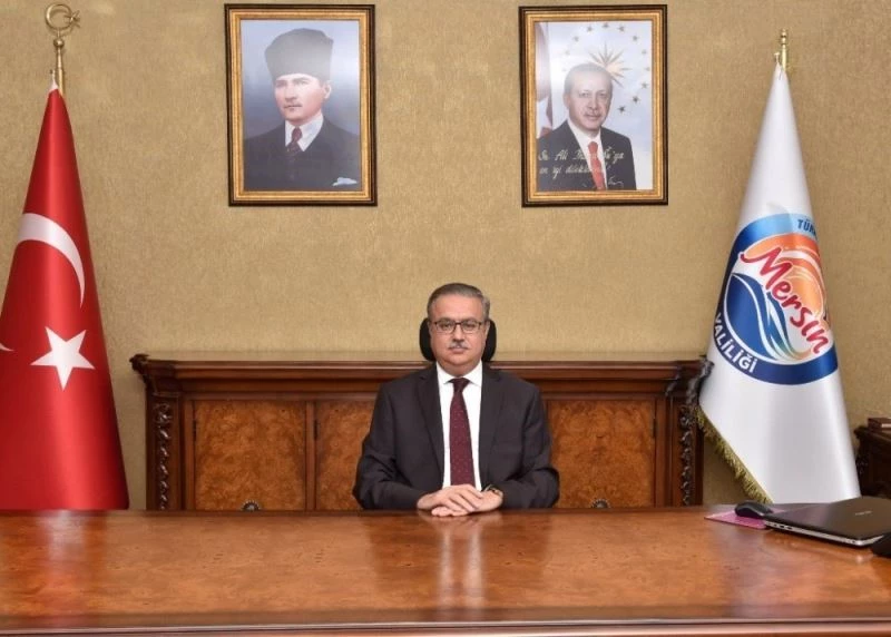 Vali Su: “Pandemiyi en az hasarla atlatmamızda en büyük pay sağlık çalışanlarımızın”
