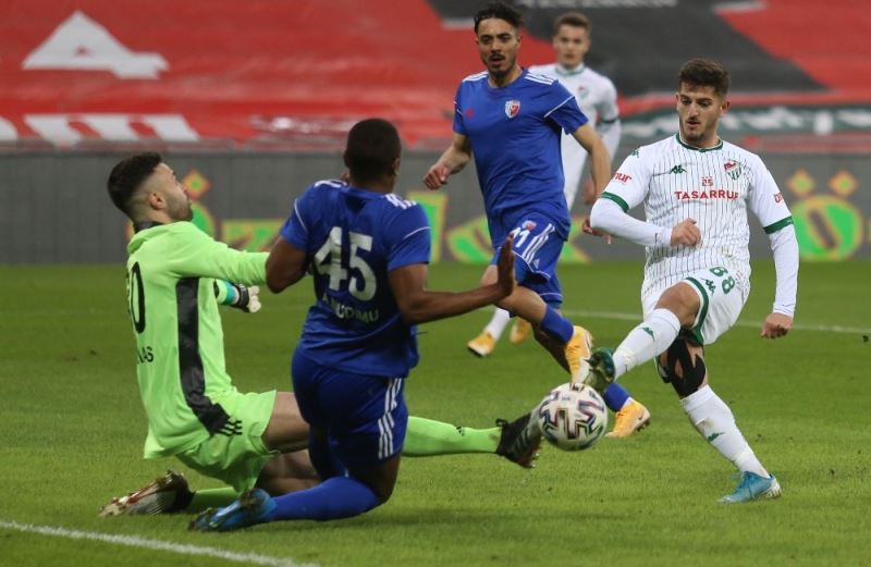 TFF 1. Lig: Bursaspor: 1 - Ankaraspor: 1 (İlk yarı sonucu)
