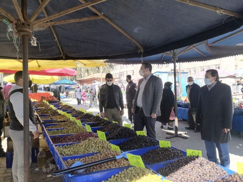 Kaymakam Çırak’tan ilçe pazarında denetim
