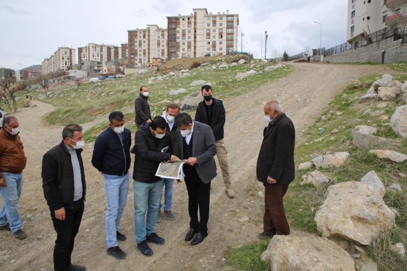 Şırnak Belediye Başkanı Yarka, devam eden çalışmaları inceledi
