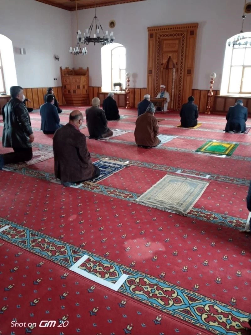 Posof’ta camilerde pandemi kurulları artırıldı
