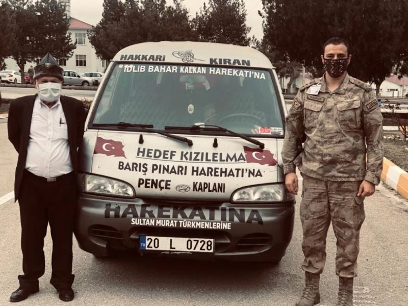 Van’a gelen ‘Elmacı Dede’  İl Jandarma Komutanlığını ziyaret etti
