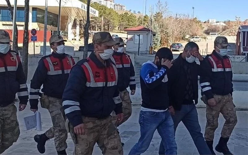 Depremzedeler yerleşmeden kombileri çalındı, 2 şüpheli tutuklandı