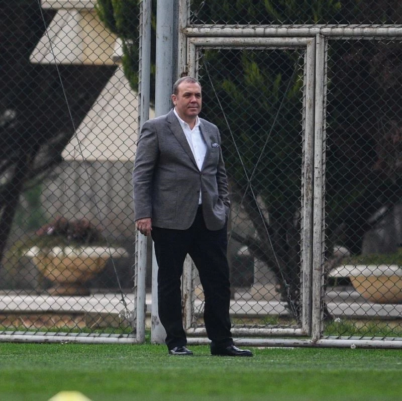 Bursaspor Başkanı Erkan Kamat: “Kongre 22 Mayıs’ta olacak”
