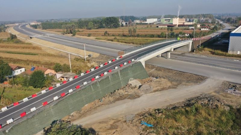 Kuzey Marmara Otoyolu geçişindeki köprünün revizyon çalışmaları başlıyor
