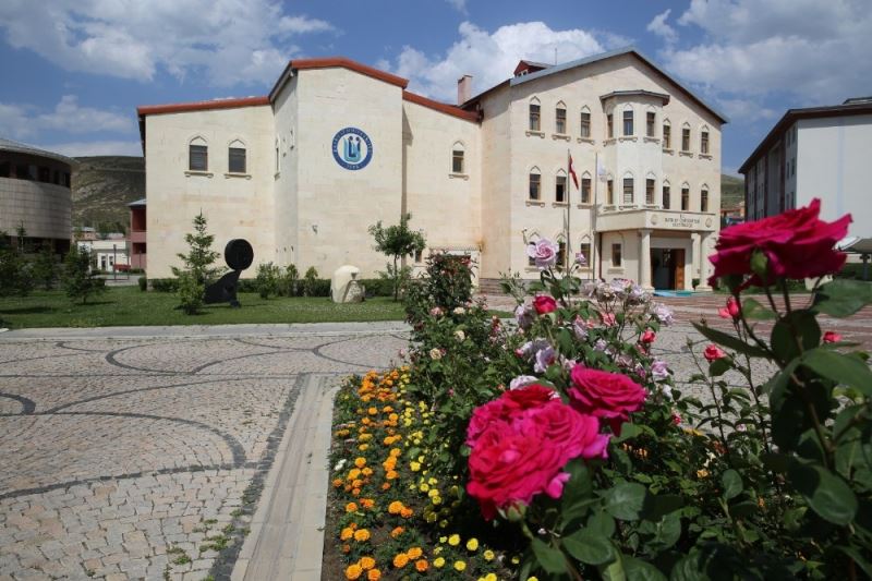 Bayburt Üniversitesi yeni bölüm ve programlarla büyümeye devam ediyor
