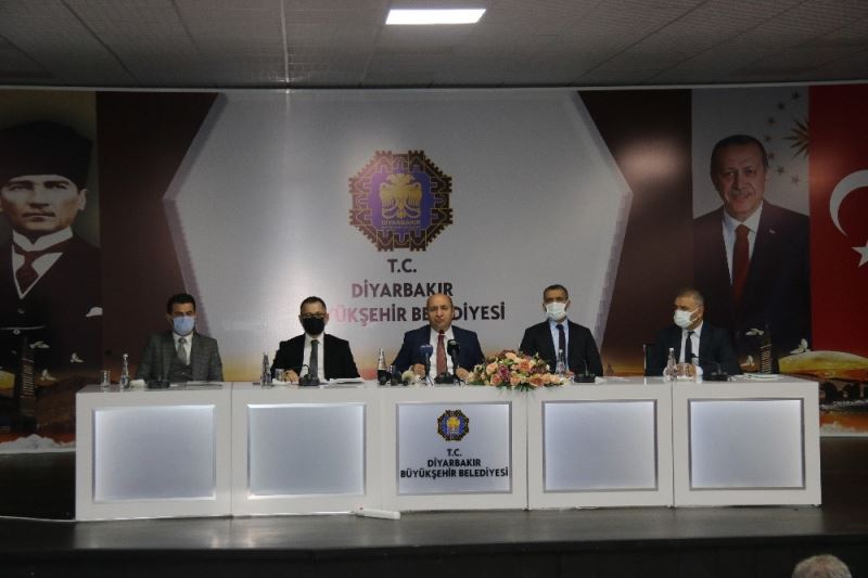 Diyarbakır’daki yerel yönetimlerde bir ilk: Belediyeler, 423 personeli kura ile işe alacak
